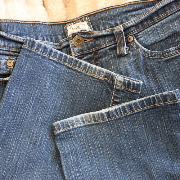 Levi's Perfectly Slimming Straight 512 Jeans Sz 10M - Picture 9 of 9